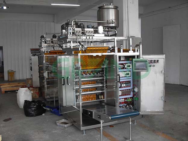 liquid sachet filling machine
